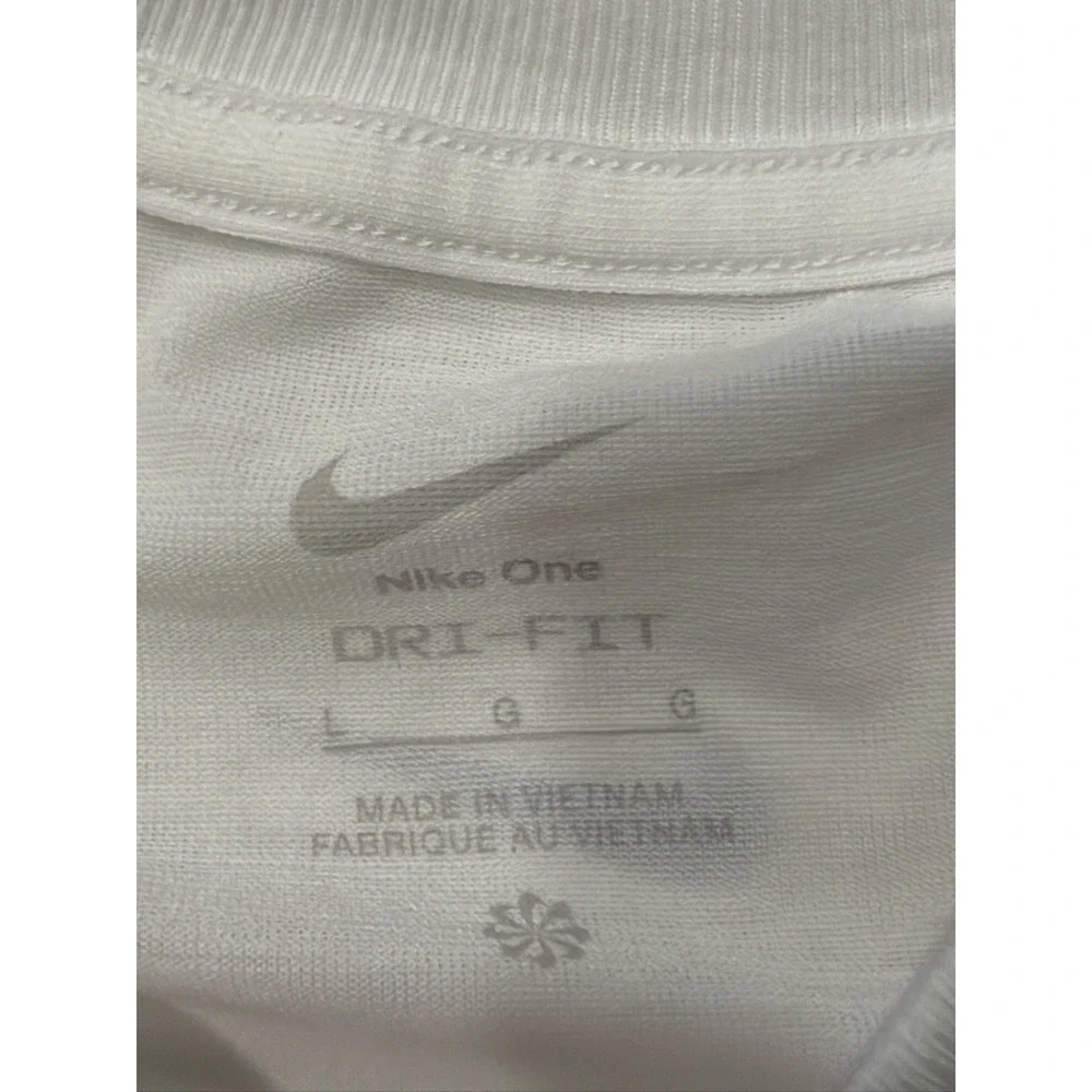 Nike Nike One Tank Top Womens L White Dri-FIT Loose Fit FN2811-100